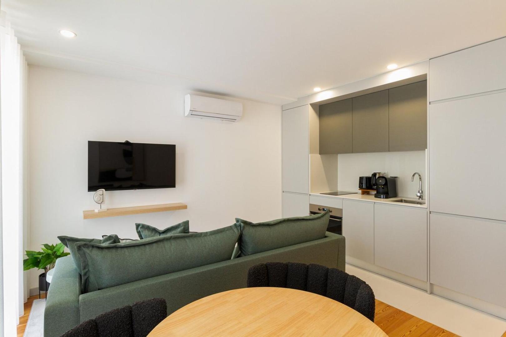 Guestready - Cozy Vitoria Apartment Porto Luaran gambar