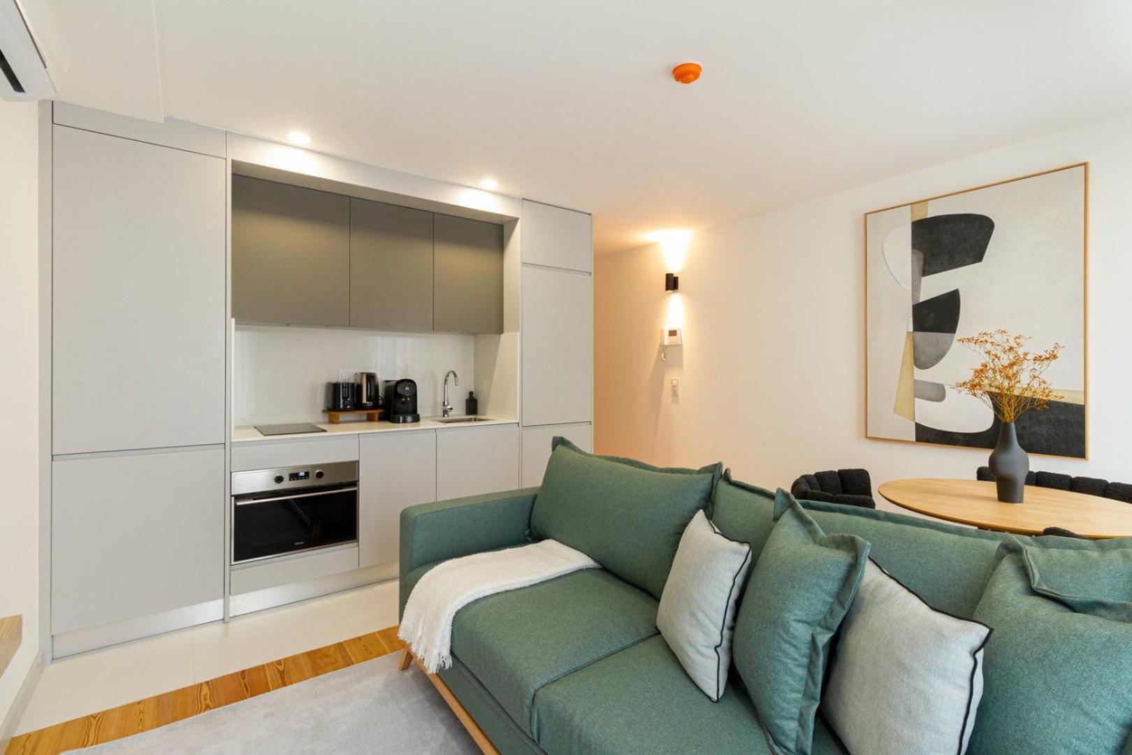 Guestready - Cozy Vitoria Apartment Porto Luaran gambar