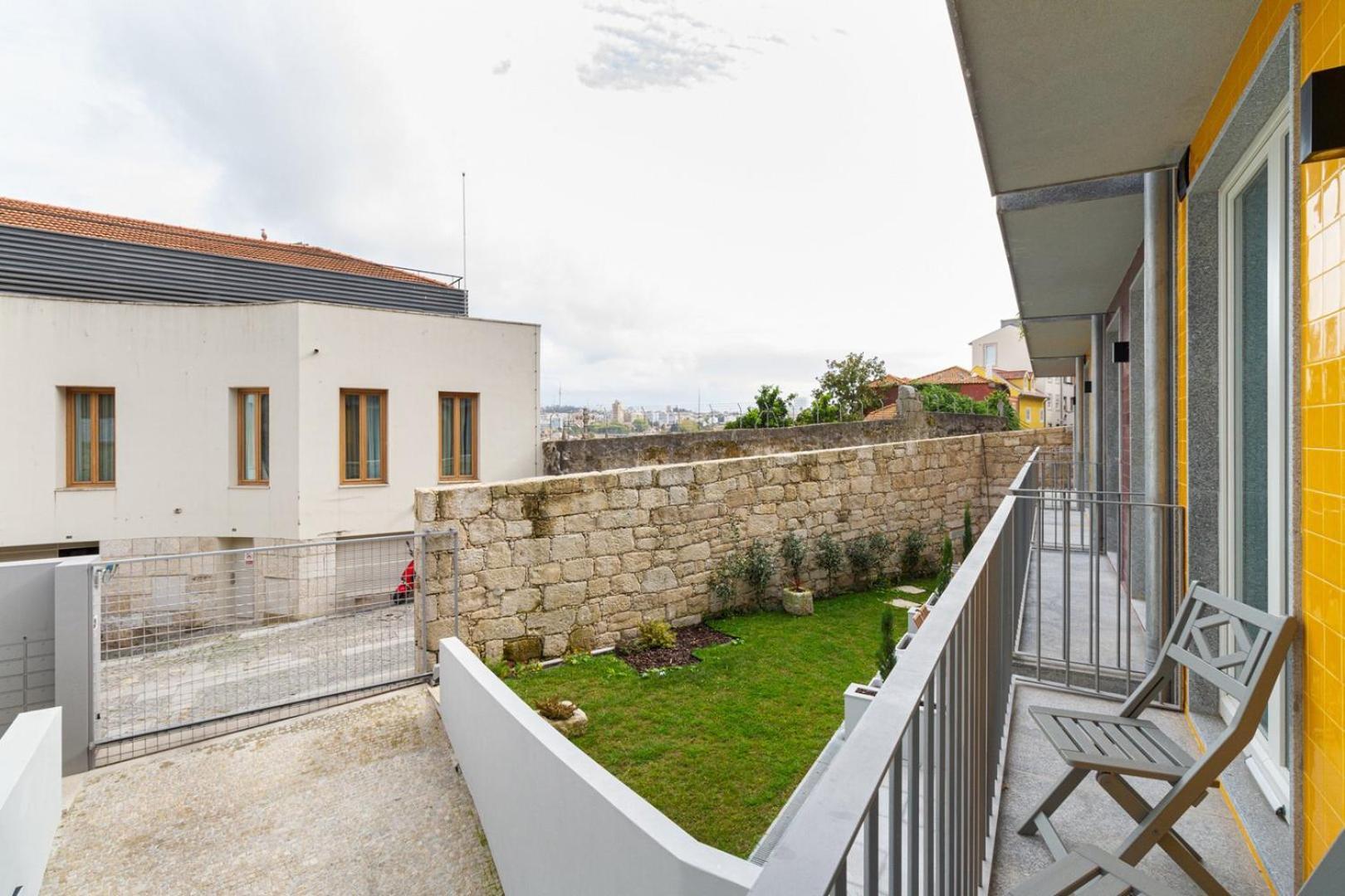 Guestready - Cozy Vitoria Apartment Porto Luaran gambar
