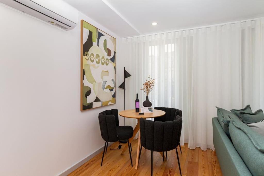Guestready - Cozy Vitoria Apartment Porto Luaran gambar