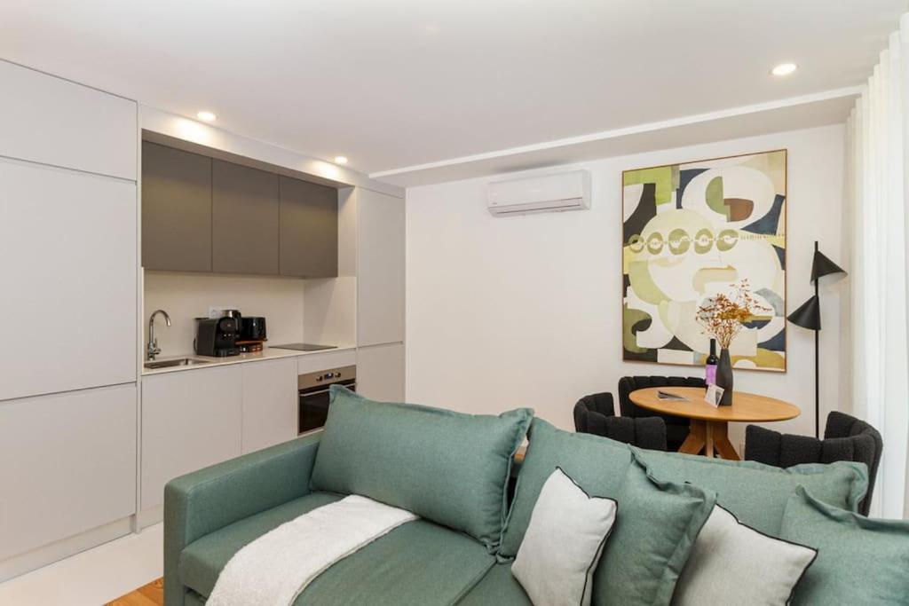 Guestready - Cozy Vitoria Apartment Porto Luaran gambar