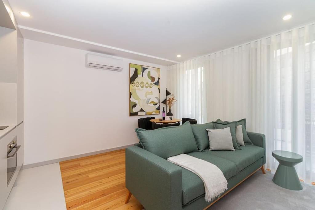 Guestready - Cozy Vitoria Apartment Porto Luaran gambar